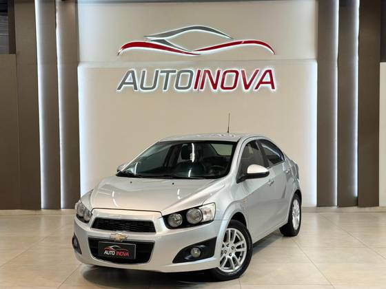 CHEVROLET SONIC 1.6 LTZ SEDAN 16V FLEX 4P AUTOMÁTICO CHEVROLET SONIC 1.6 LTZ SEDAN 16V FLEX 4P AUTOMÁTICO